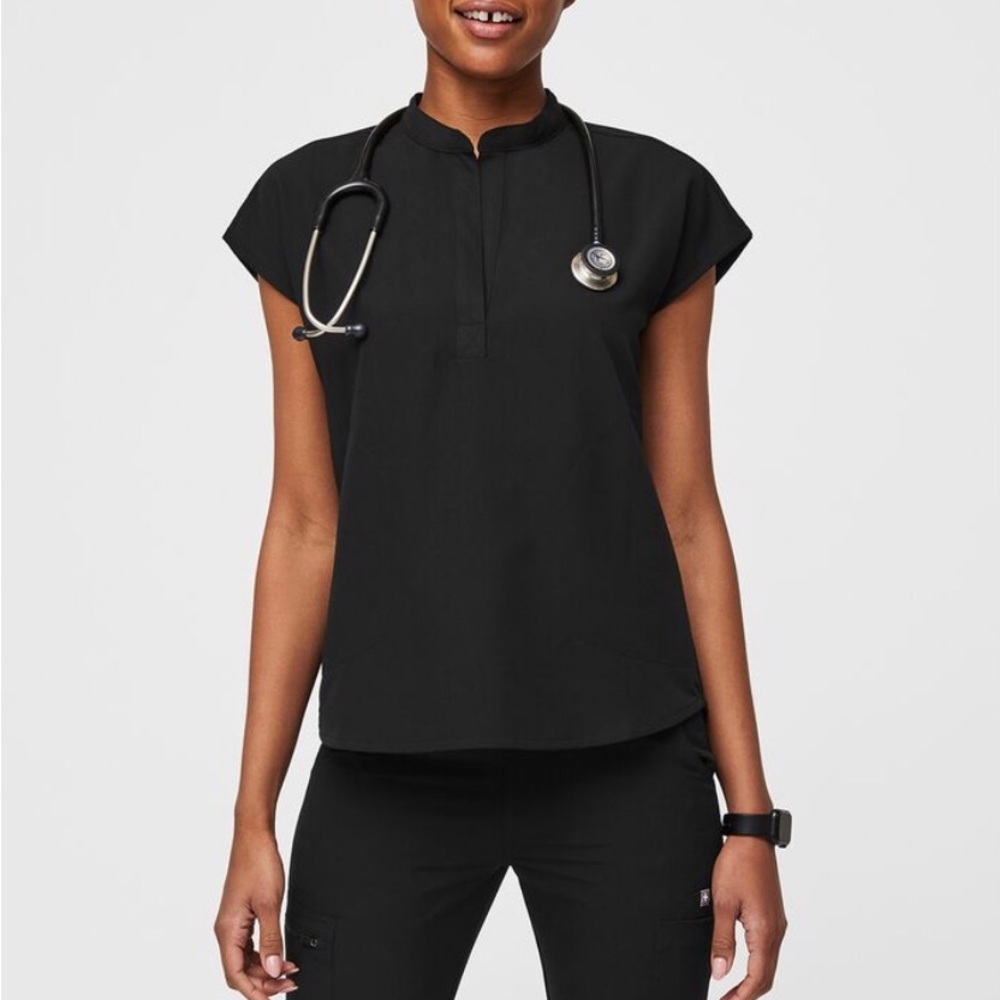 Figs Black Rafaela Oversized Scrub Top - Small
